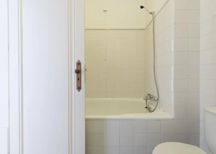 Lovelystay - Flower Stylish